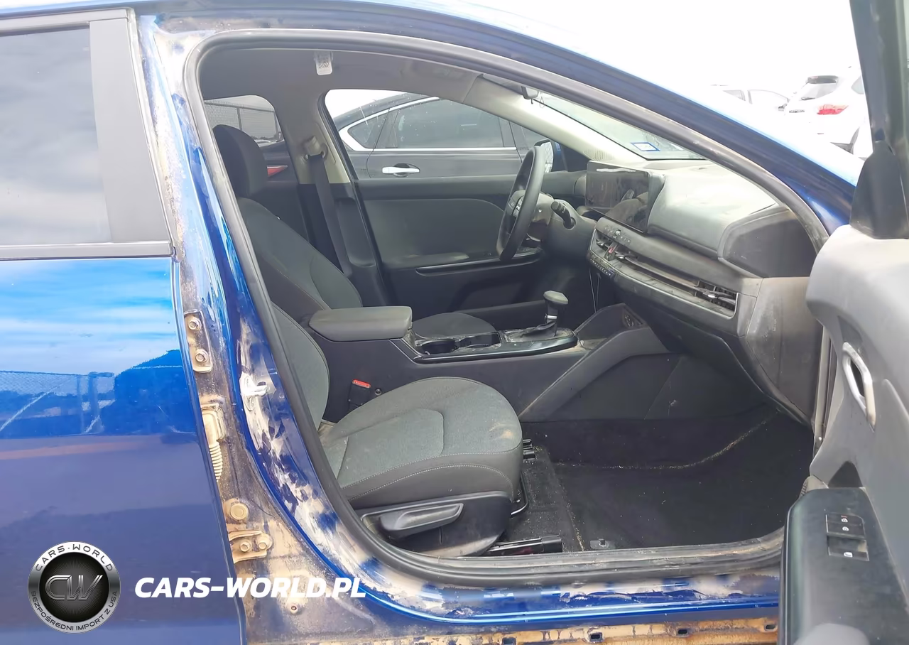 2025 Kia K4 Lxs VIN:3KPFT4DE5SE177829 - 5