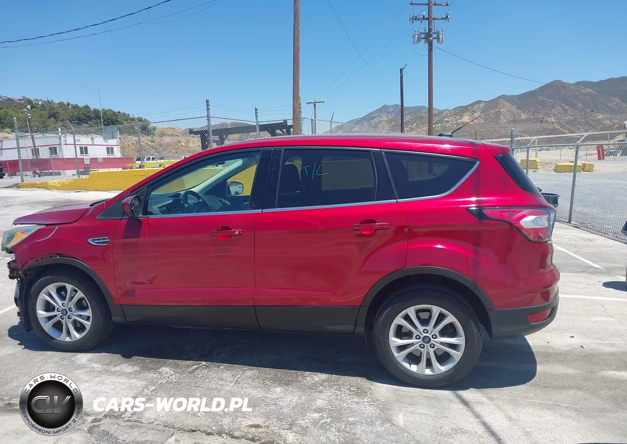 2017 Ford Escape Se VIN:1FMCU0GD2HUC50981 - 15