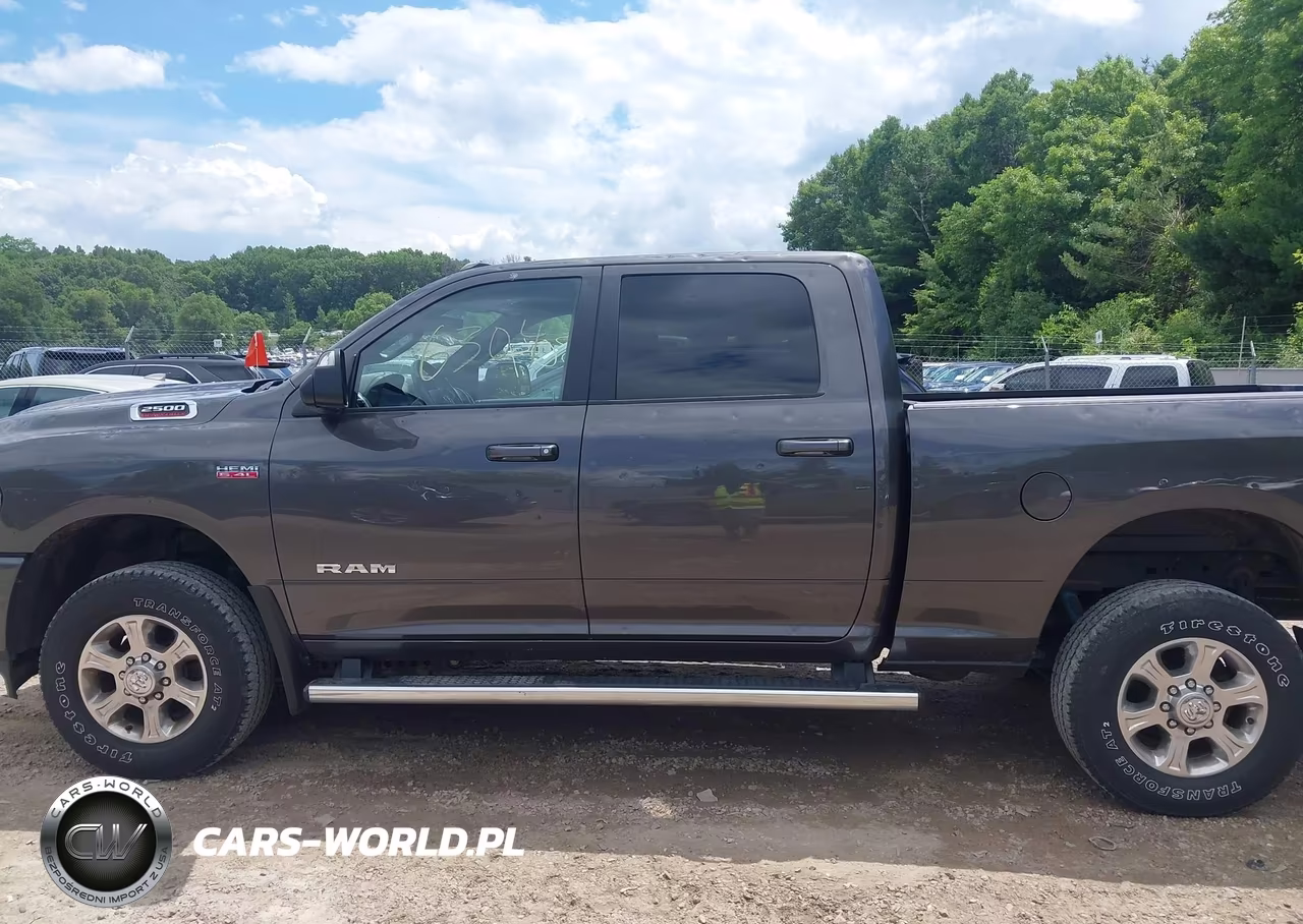 2020 Ram 2500 Big Horn 4X4 6'4 Box VIN:3C6UR5DJ2LG268210 - 14