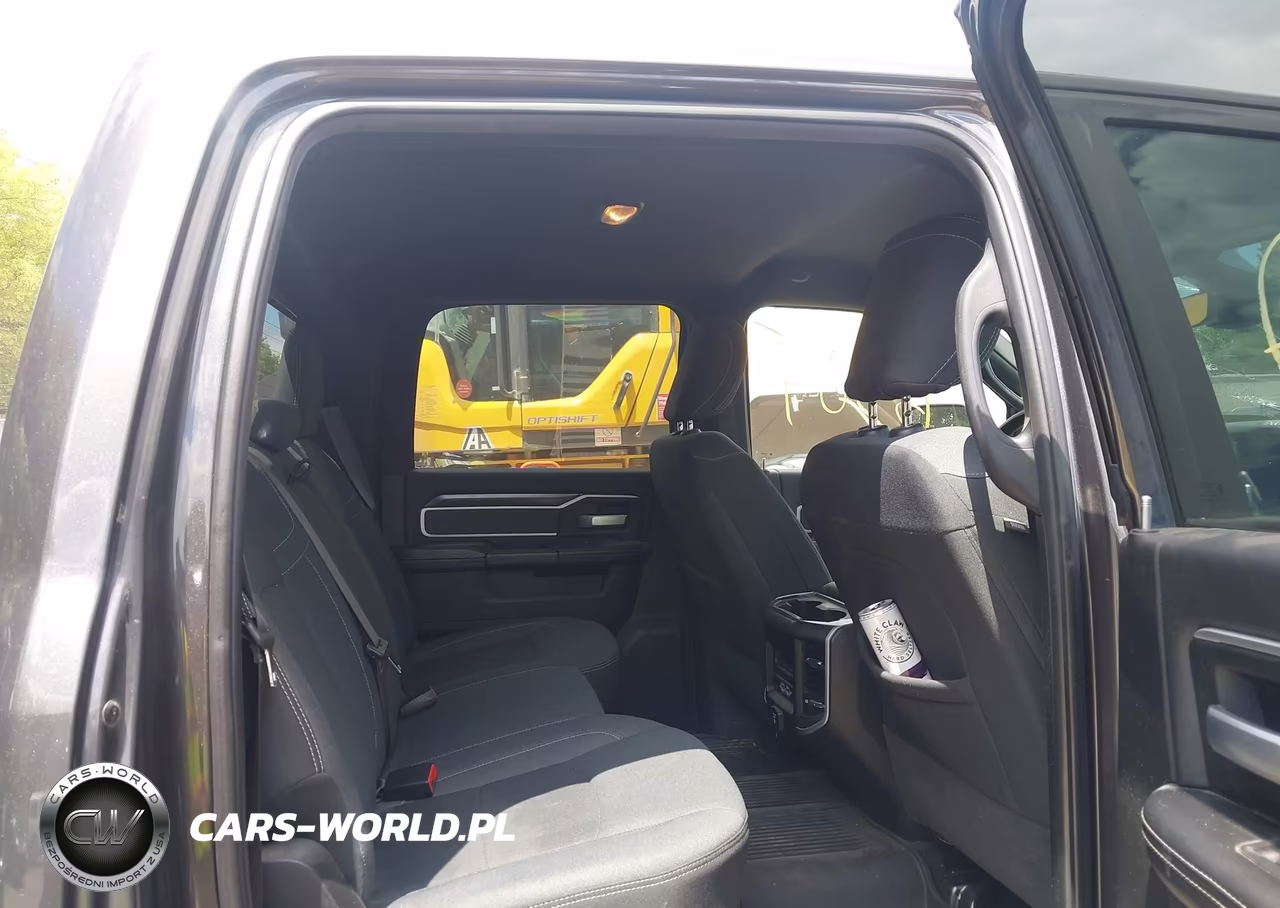 2020 Ram 2500 Big Horn 4X4 6'4 Box VIN:3C6UR5DJ2LG268210 - 8