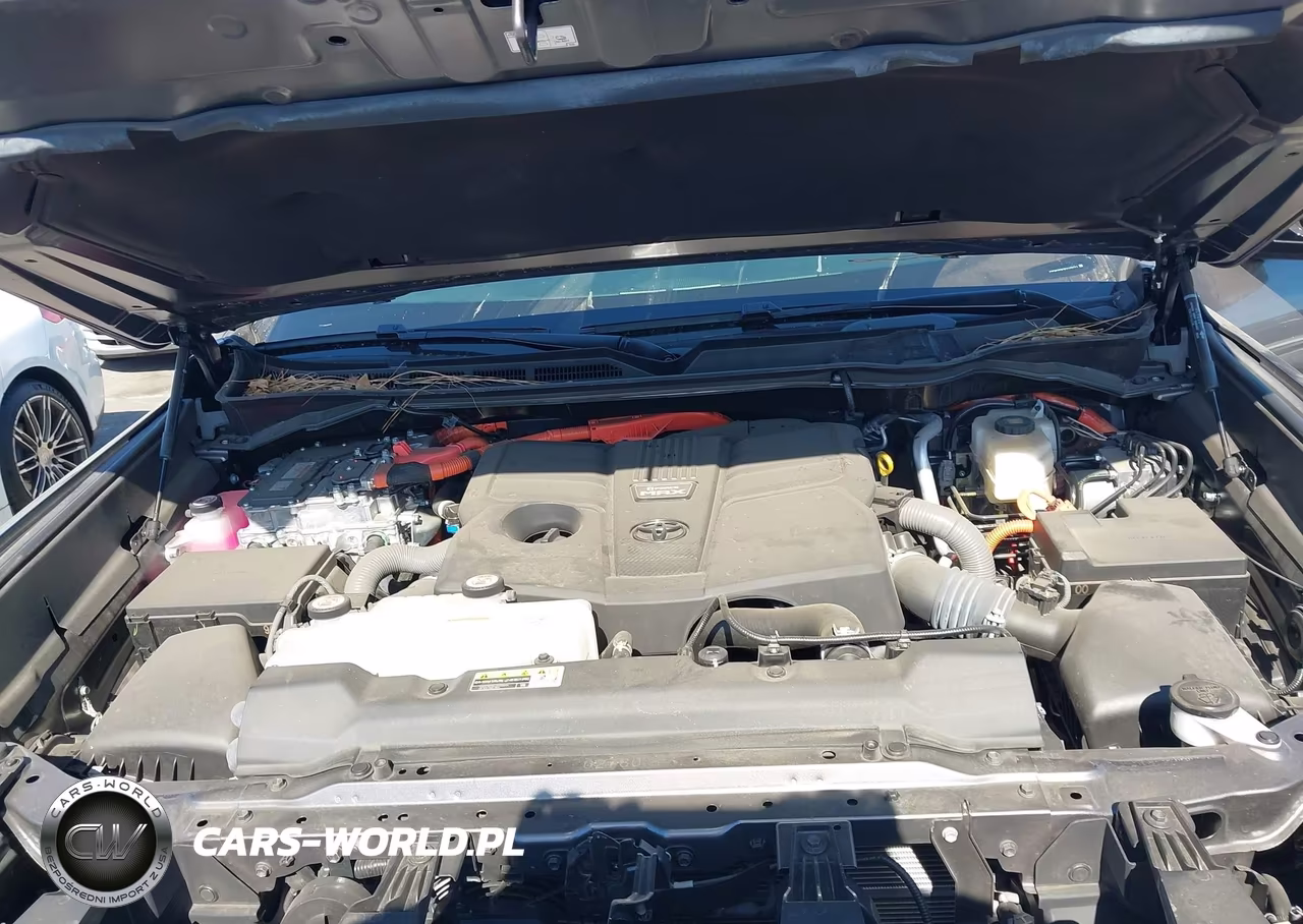 2025 Toyota Tundra Hybrid Limited Crewmax 6.4' Bed VIN:5TFWC5DB7SX102111 - 10