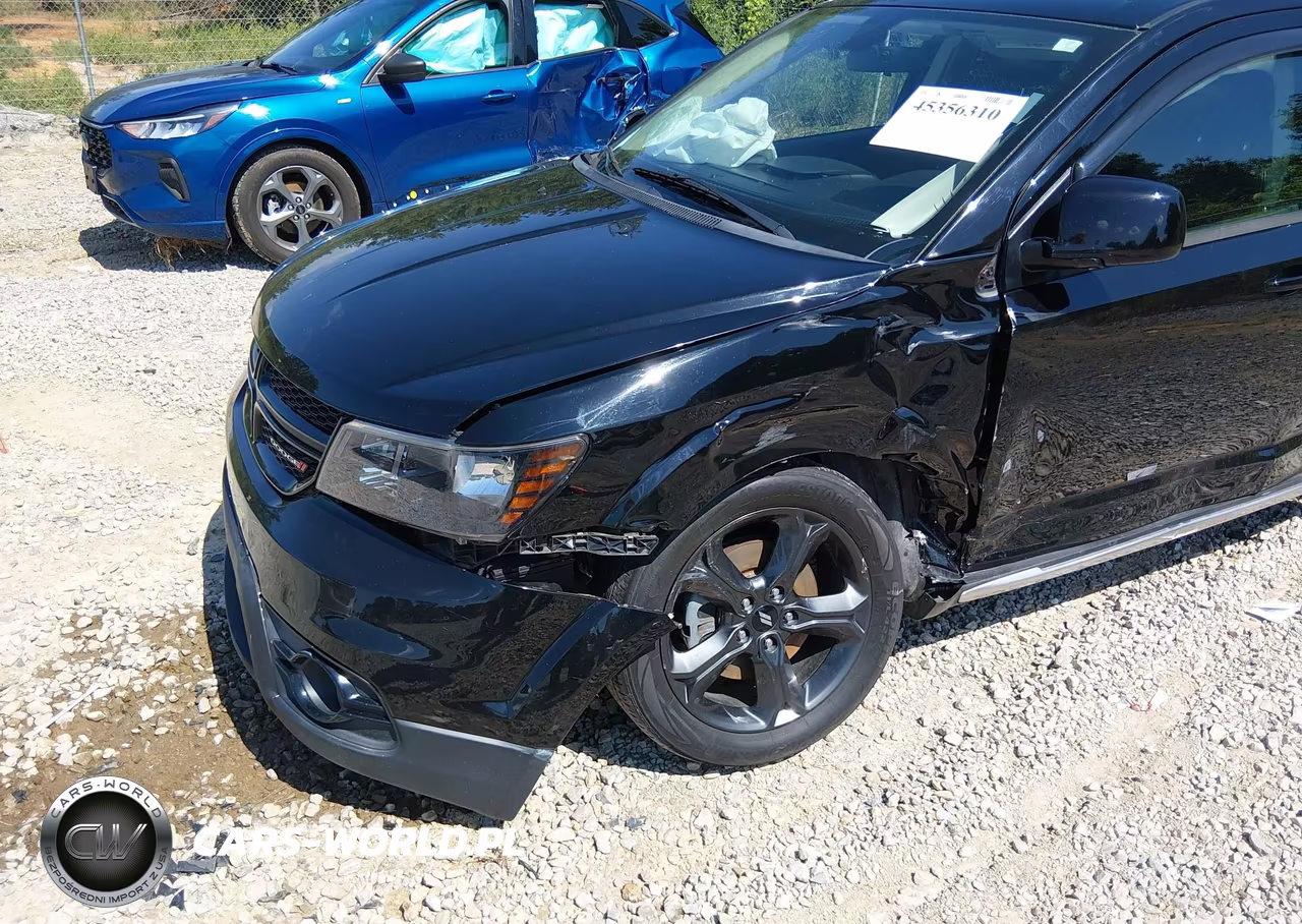 2018 Dodge Journey Crossroad VIN:3C4PDCGG9JT378300 - 6