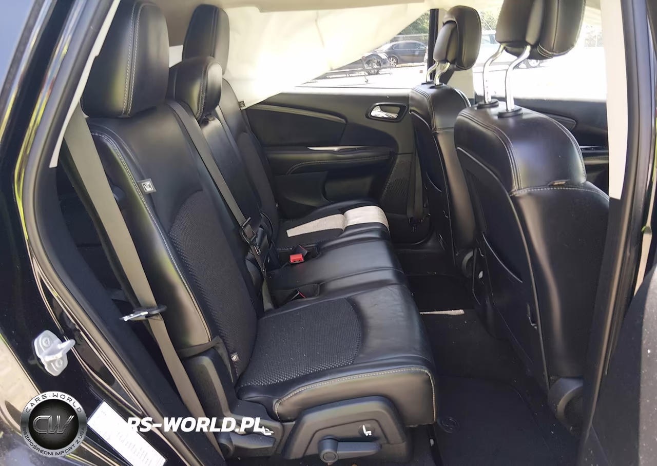 2018 Dodge Journey Crossroad VIN:3C4PDCGG9JT378300 - 8