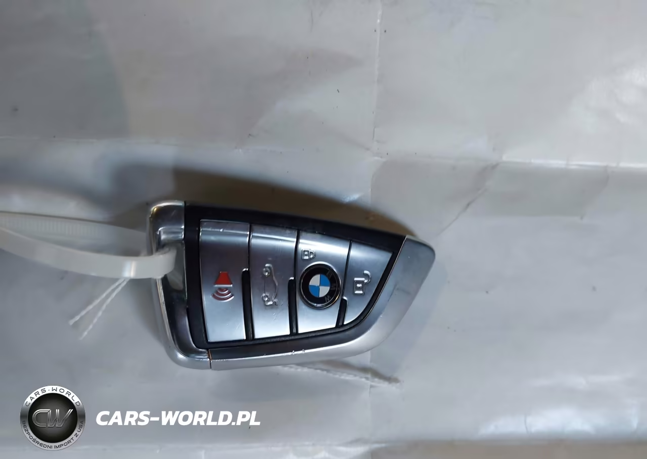 2017 BMW X5 xDrive35I VIN:5UXKR0C34H0V76222 - 11