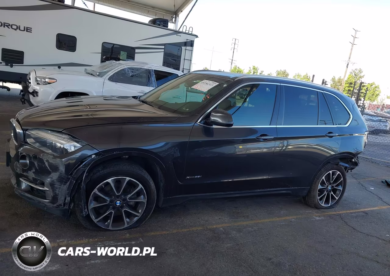 2017 BMW X5 xDrive35I VIN:5UXKR0C34H0V76222 - 14