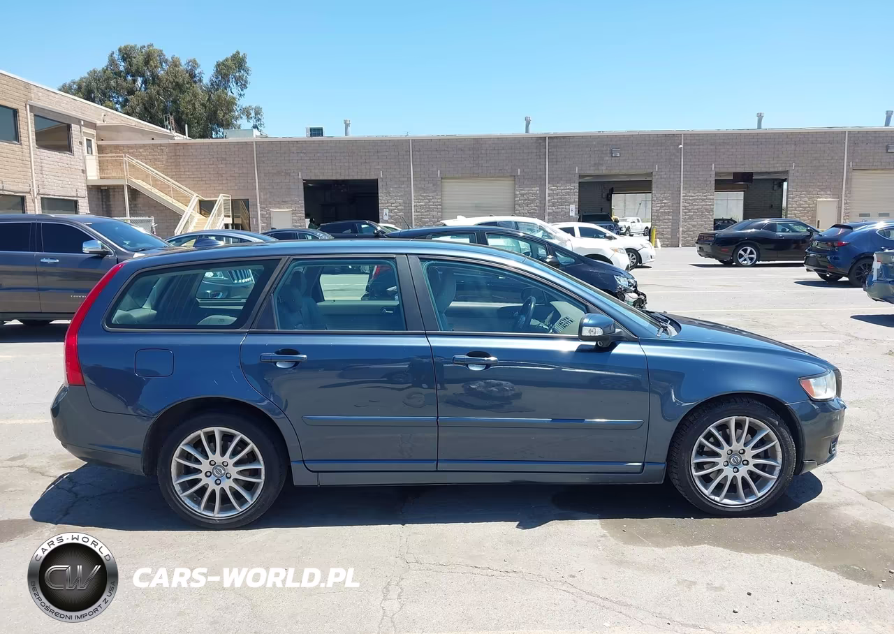 2010 Volvo V50 2.4I VIN:YV1390MW2A2540094 - 13