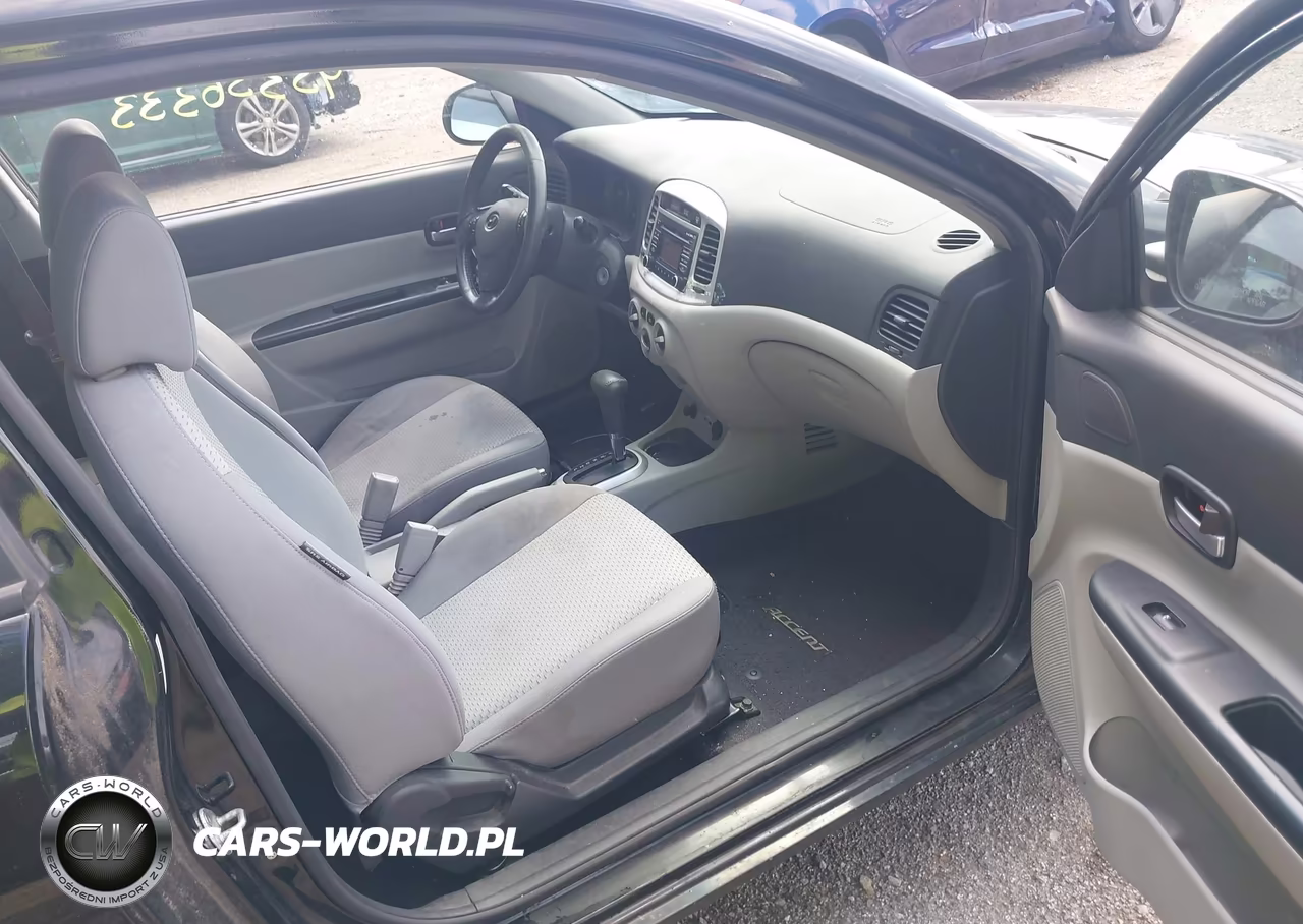 2011 Hyundai Accent Se VIN:KMHCN3AC3BU188366 - 5