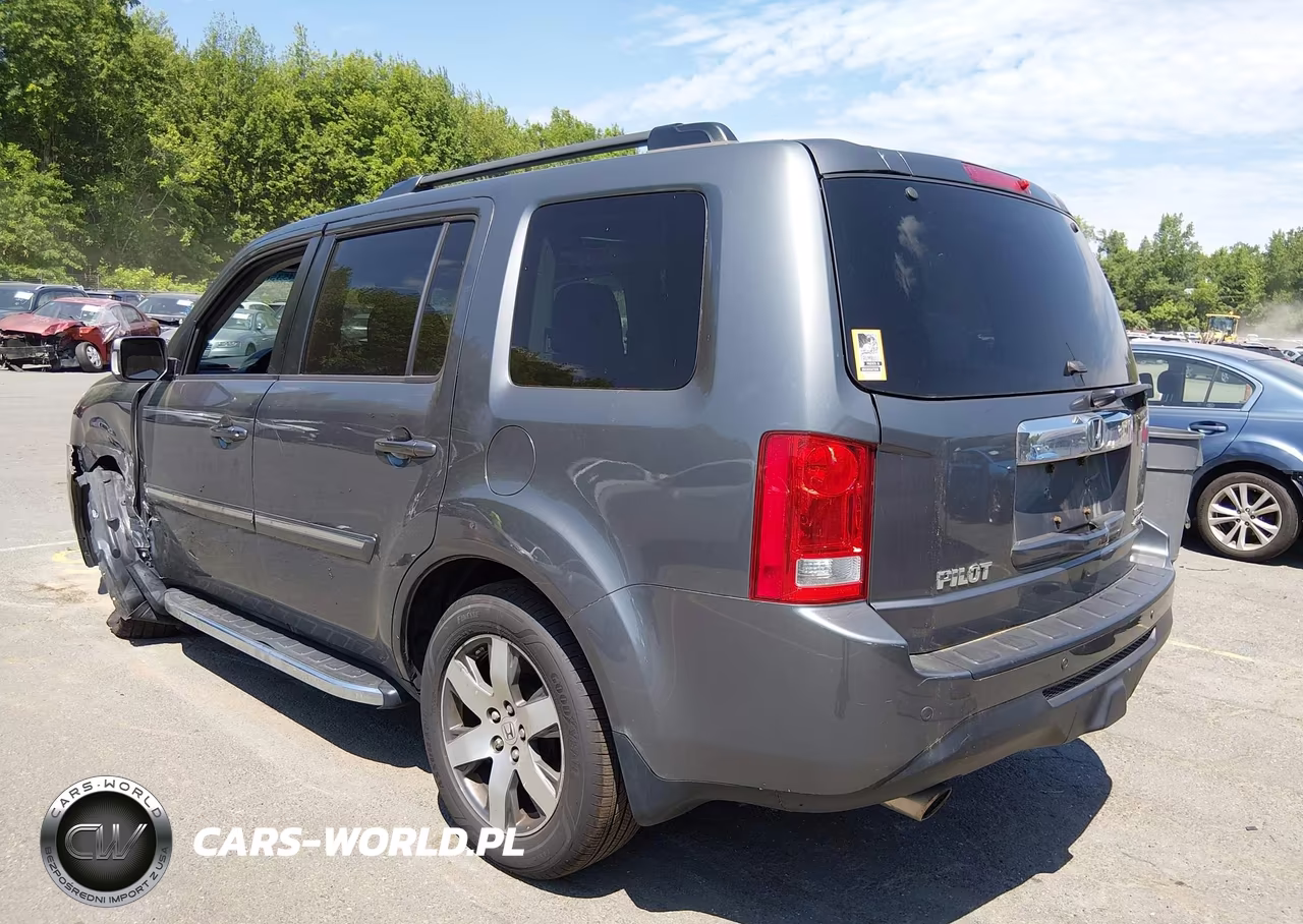 2012 Honda Pilot Touring VIN:5FNYF4H94CB010953 - 3