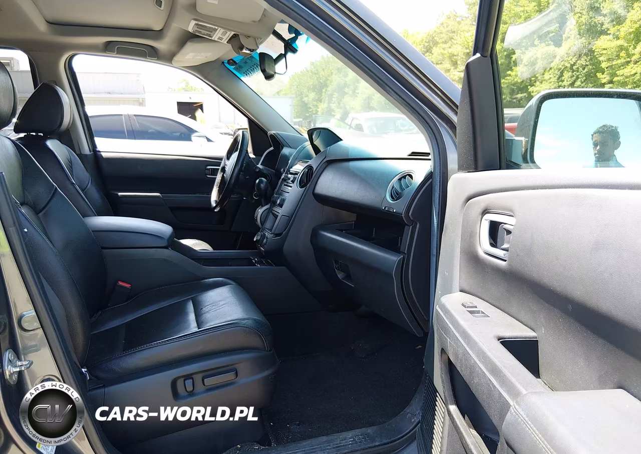 2012 Honda Pilot Touring VIN:5FNYF4H94CB010953 - 5