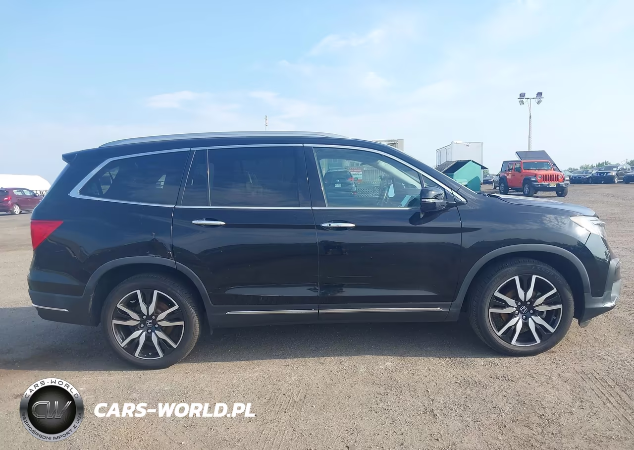 2019 Honda Pilot Elite VIN:5FNYF6H04KB061672 - 13