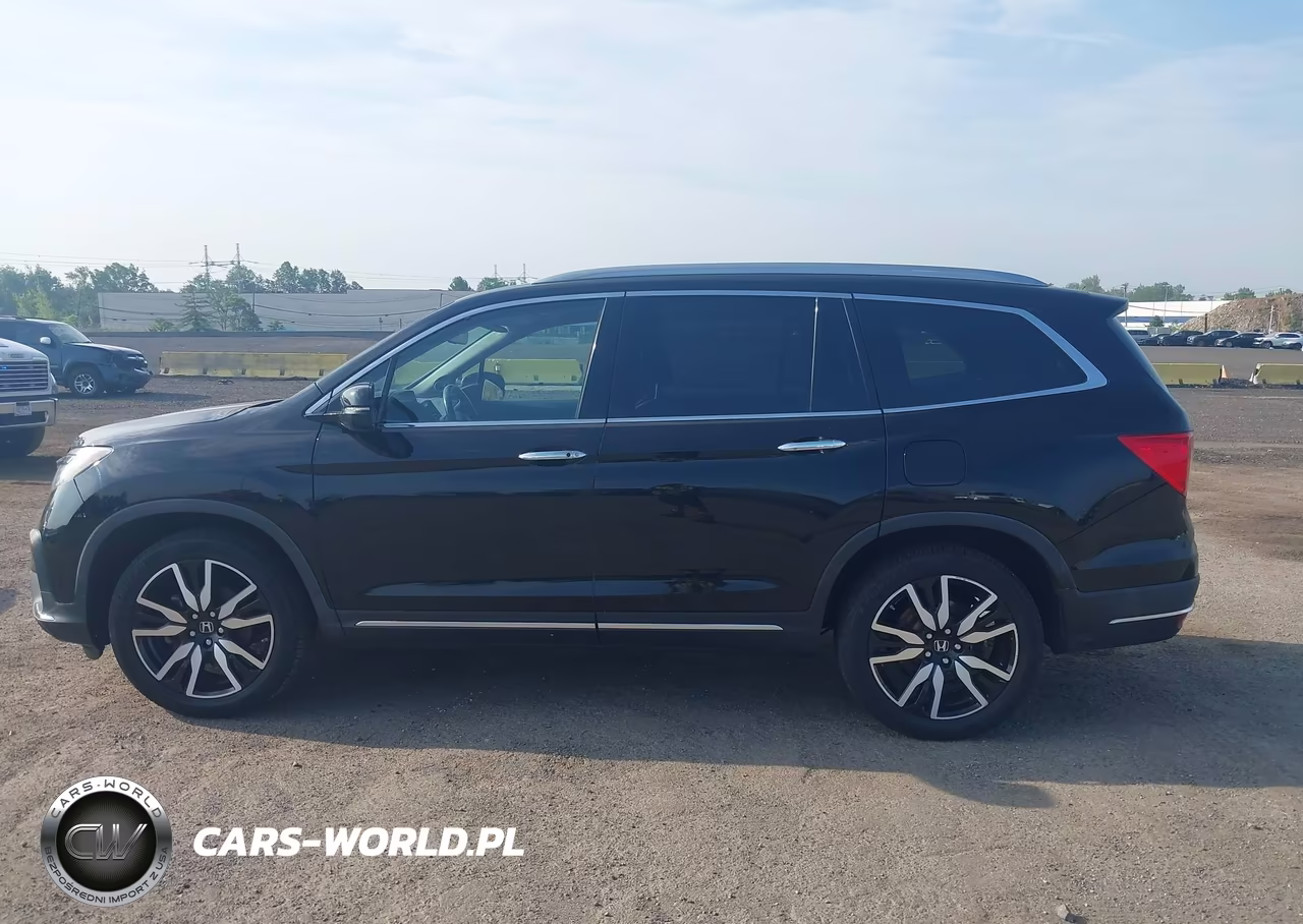 2019 Honda Pilot Elite VIN:5FNYF6H04KB061672 - 14