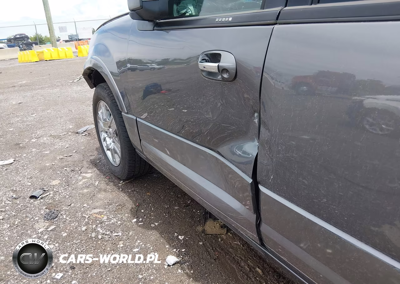 2010 Ford Expedition Limited VIN:1FMJU1K54AEA76490 - 14