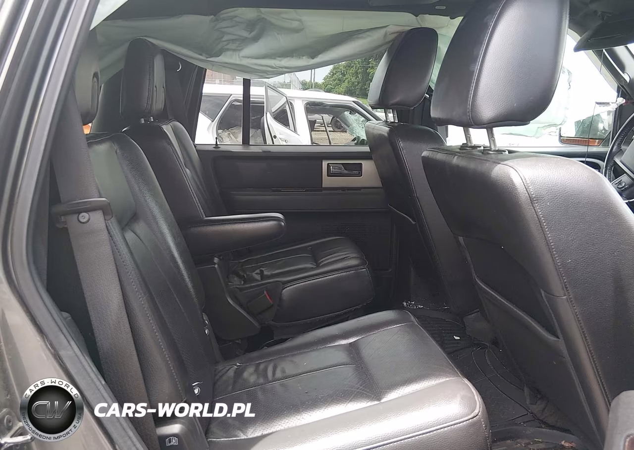 2010 Ford Expedition Limited VIN:1FMJU1K54AEA76490 - 8