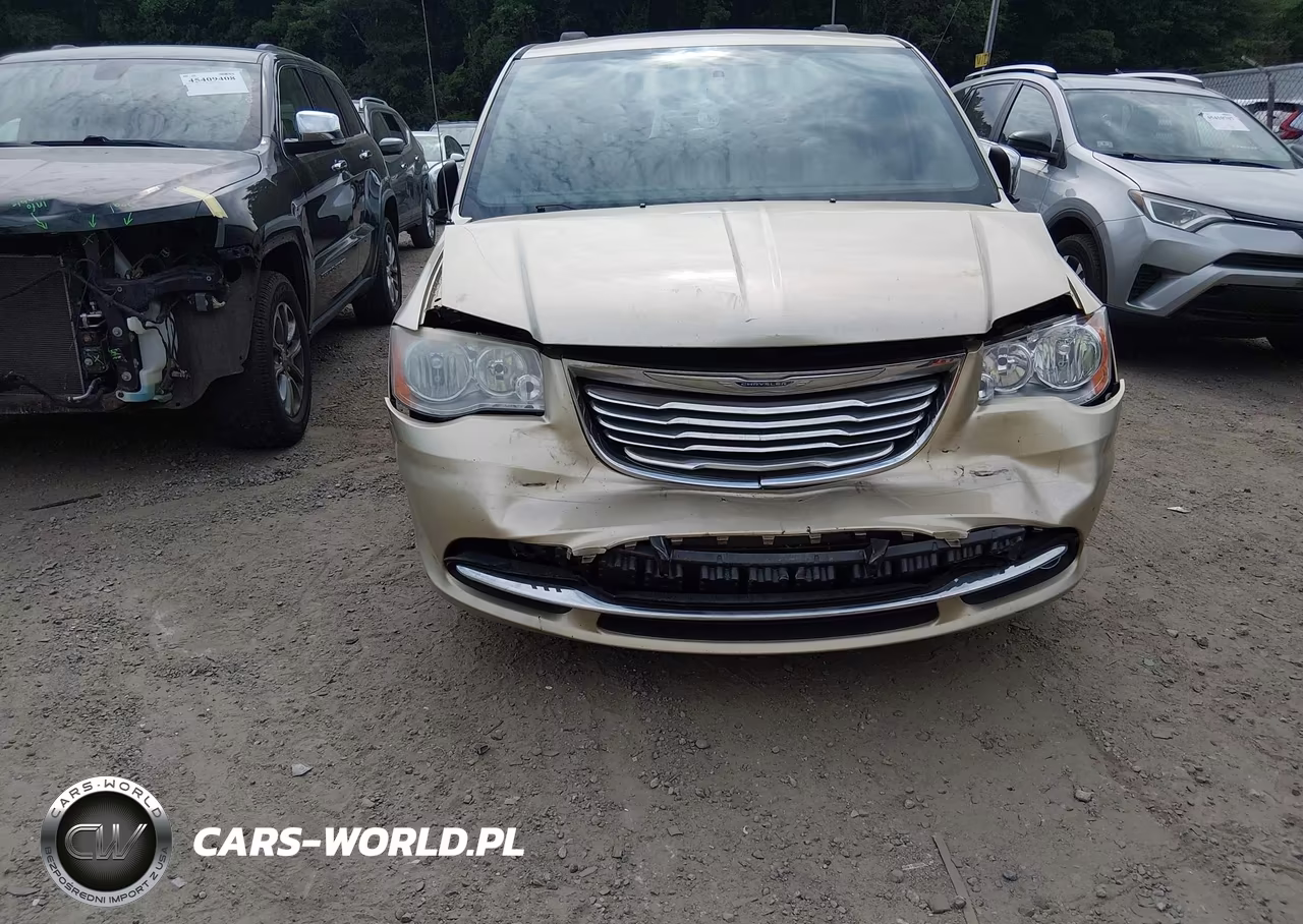 2011 Chrysler Town & Country Touring-L VIN:2A4RR8DG2BR635002 - 6