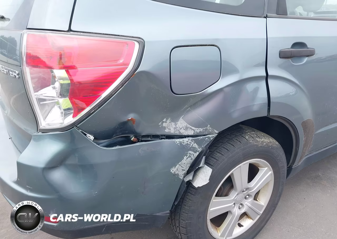2011 Subaru Forester 2.5X VIN:JF2SHBBC1BG725493 - 6