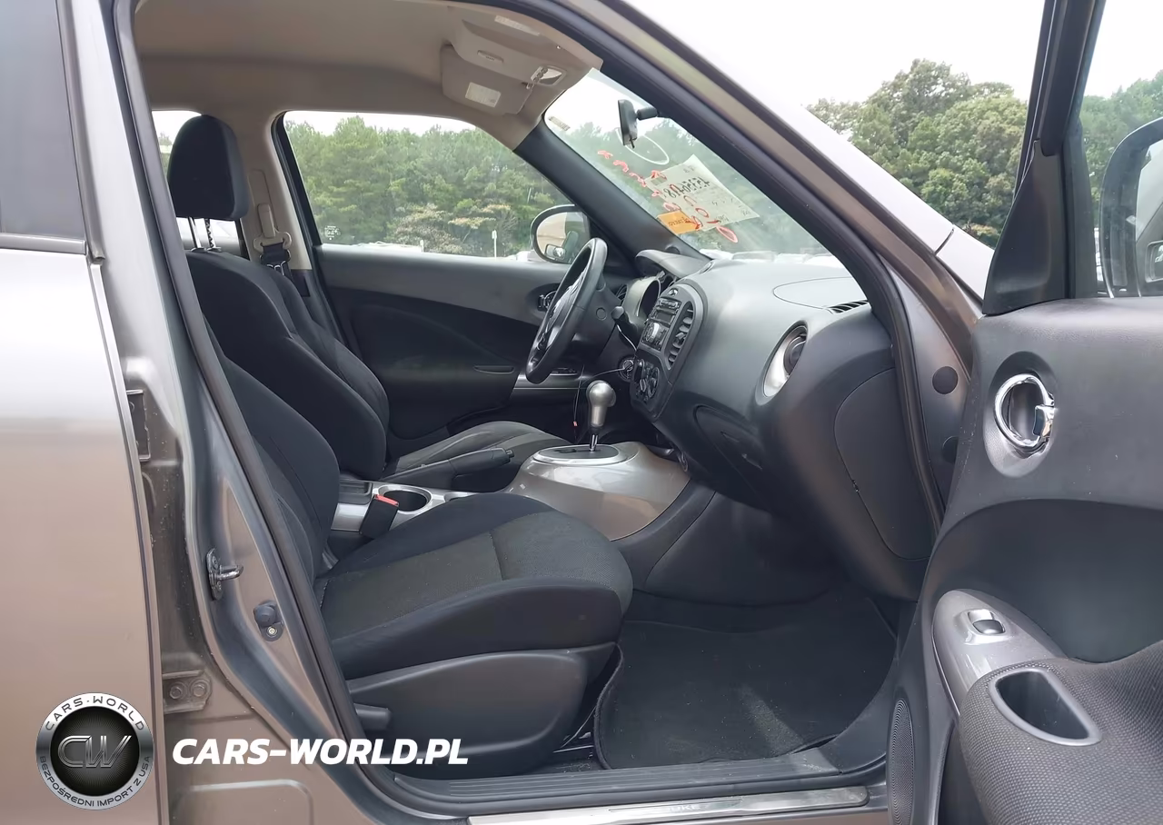 2011 Nissan Juke S VIN:JN8AF5MR5BT010229 - 5