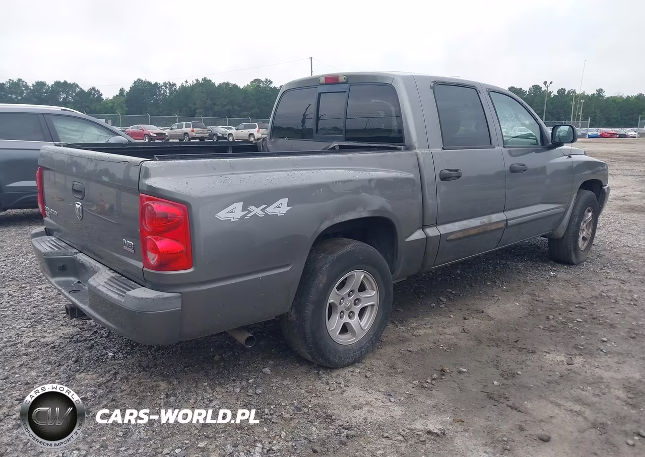 2005 Dodge Dakota Slt VIN:1D7HW48N15S209760 - 4