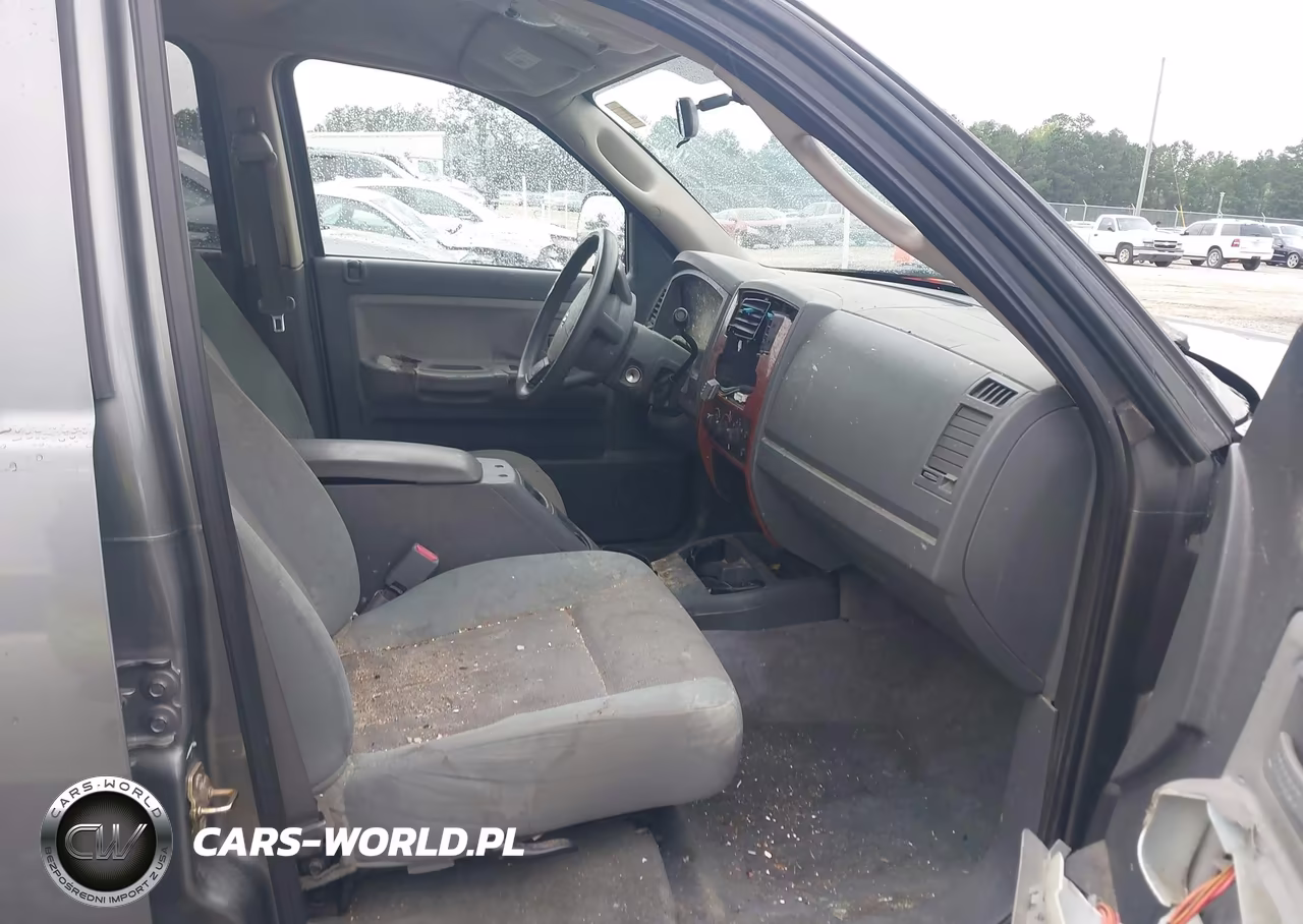 2005 Dodge Dakota Slt VIN:1D7HW48N15S209760 - 5
