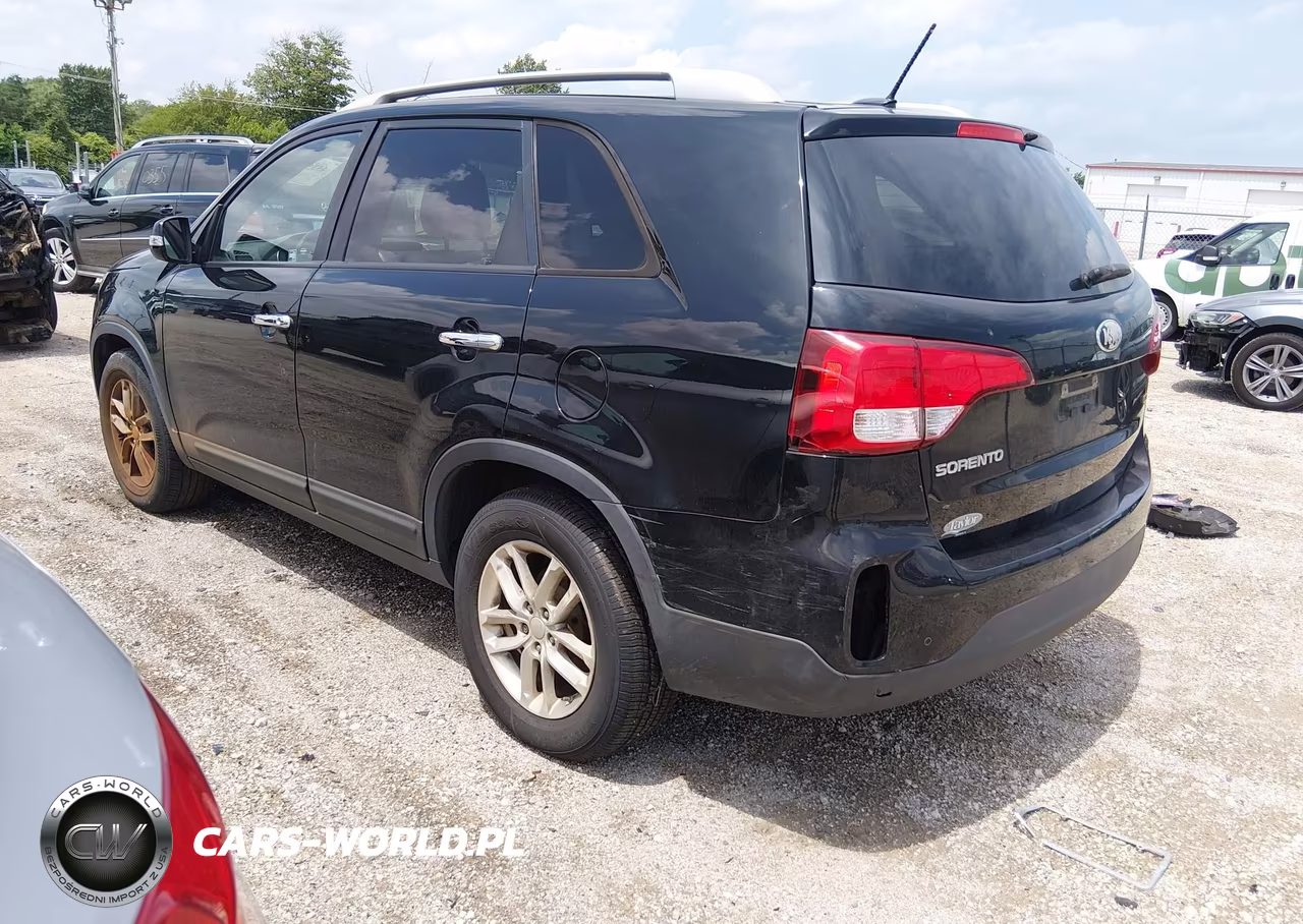 2015 Kia Sorento Lx VIN:5XYKT3A69FG627951 - 3