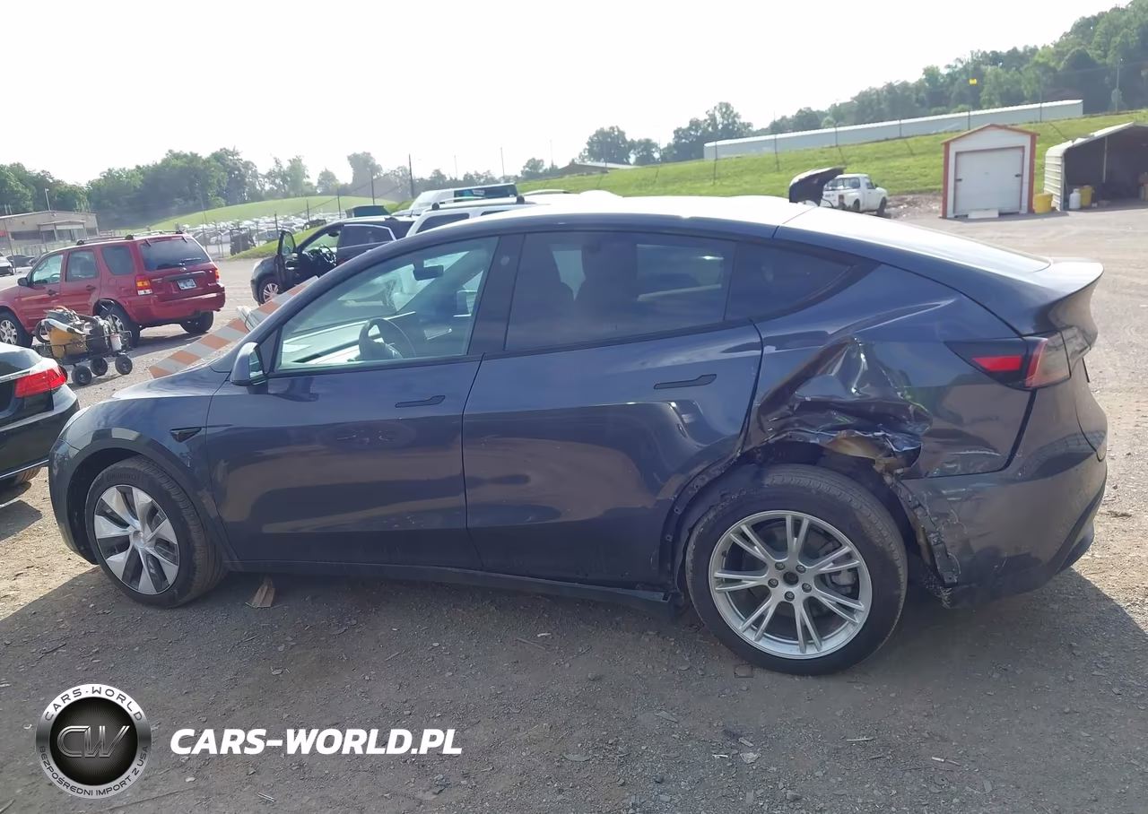 2021 Tesla Model Y Long Range Dual Motor All-Wheel Drive VIN:5YJYGDEE6MF233494 - 14