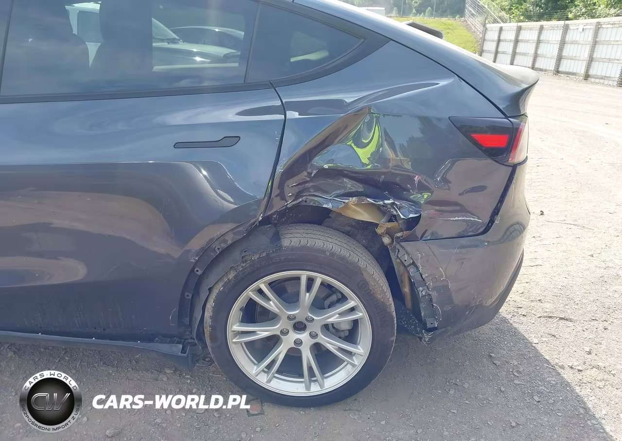 2021 Tesla Model Y Long Range Dual Motor All-Wheel Drive VIN:5YJYGDEE6MF233494 - 6