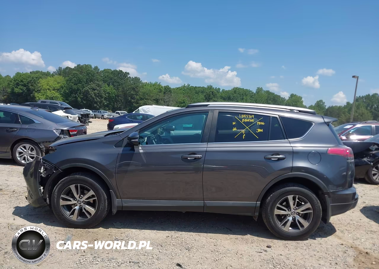 2017 Toyota Rav4 Xle VIN:2T3RFREV0HW579254 - 14