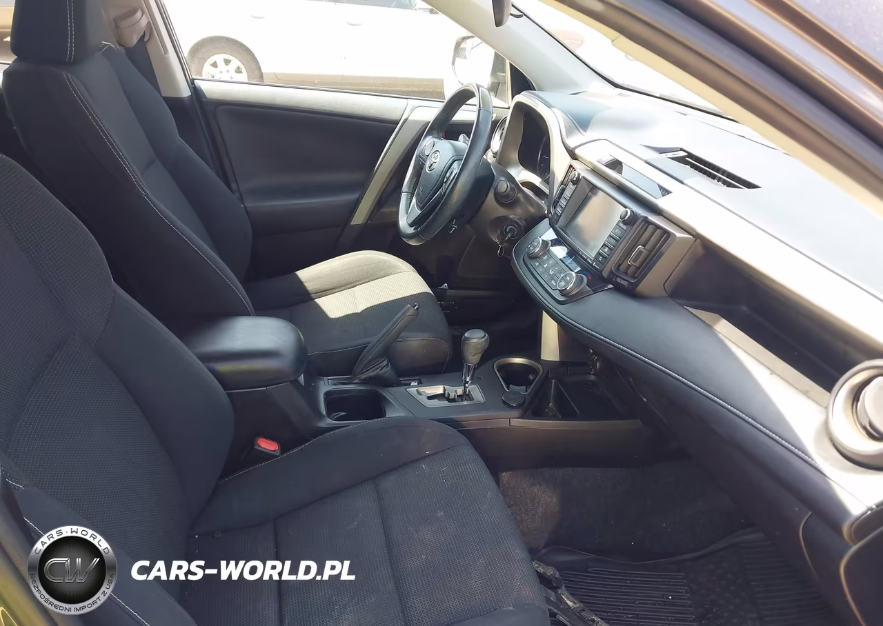 2017 Toyota Rav4 Xle VIN:2T3RFREV0HW579254 - 5