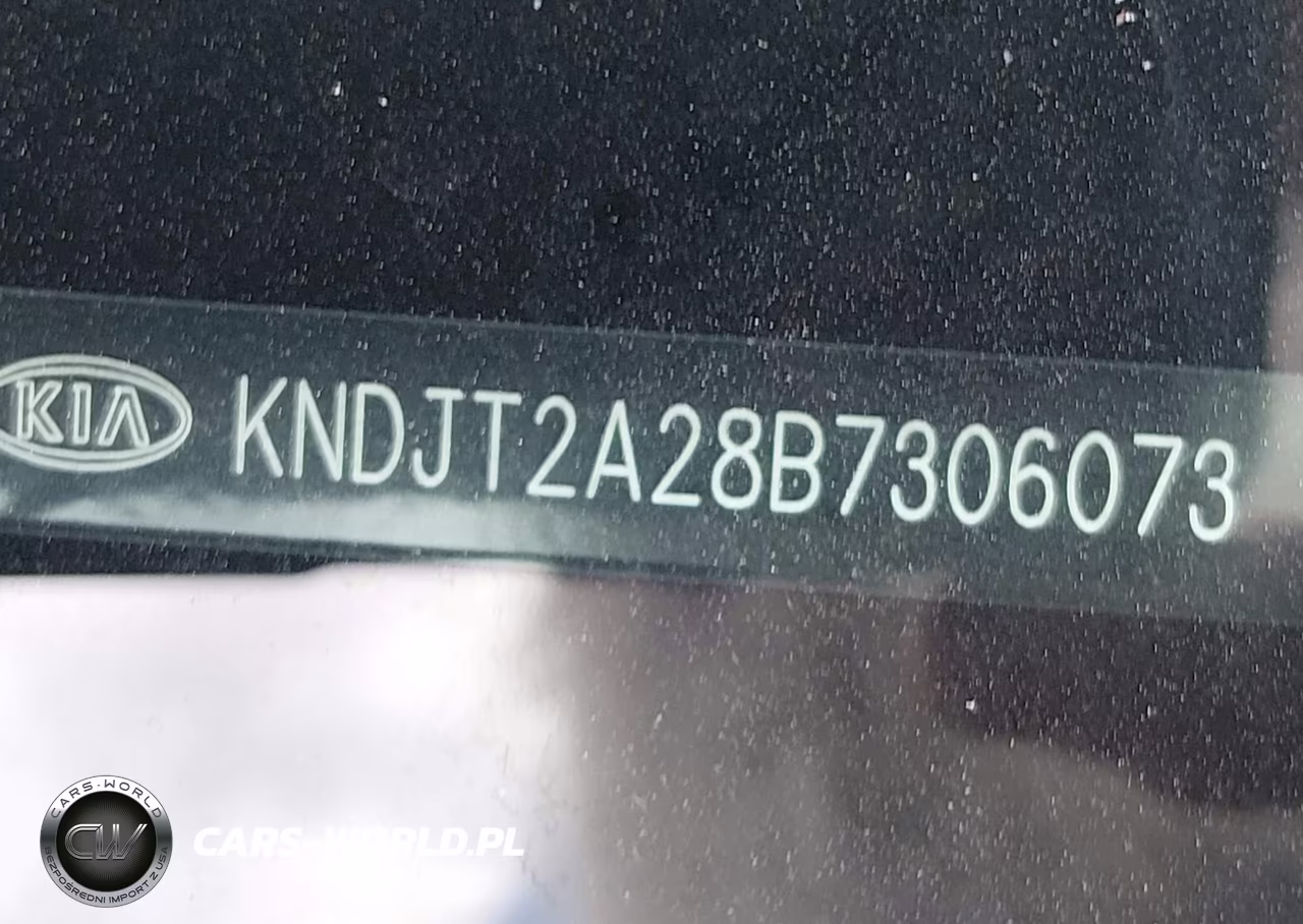 2011 Kia Soul + VIN:KNDJT2A28B7306073 - 9