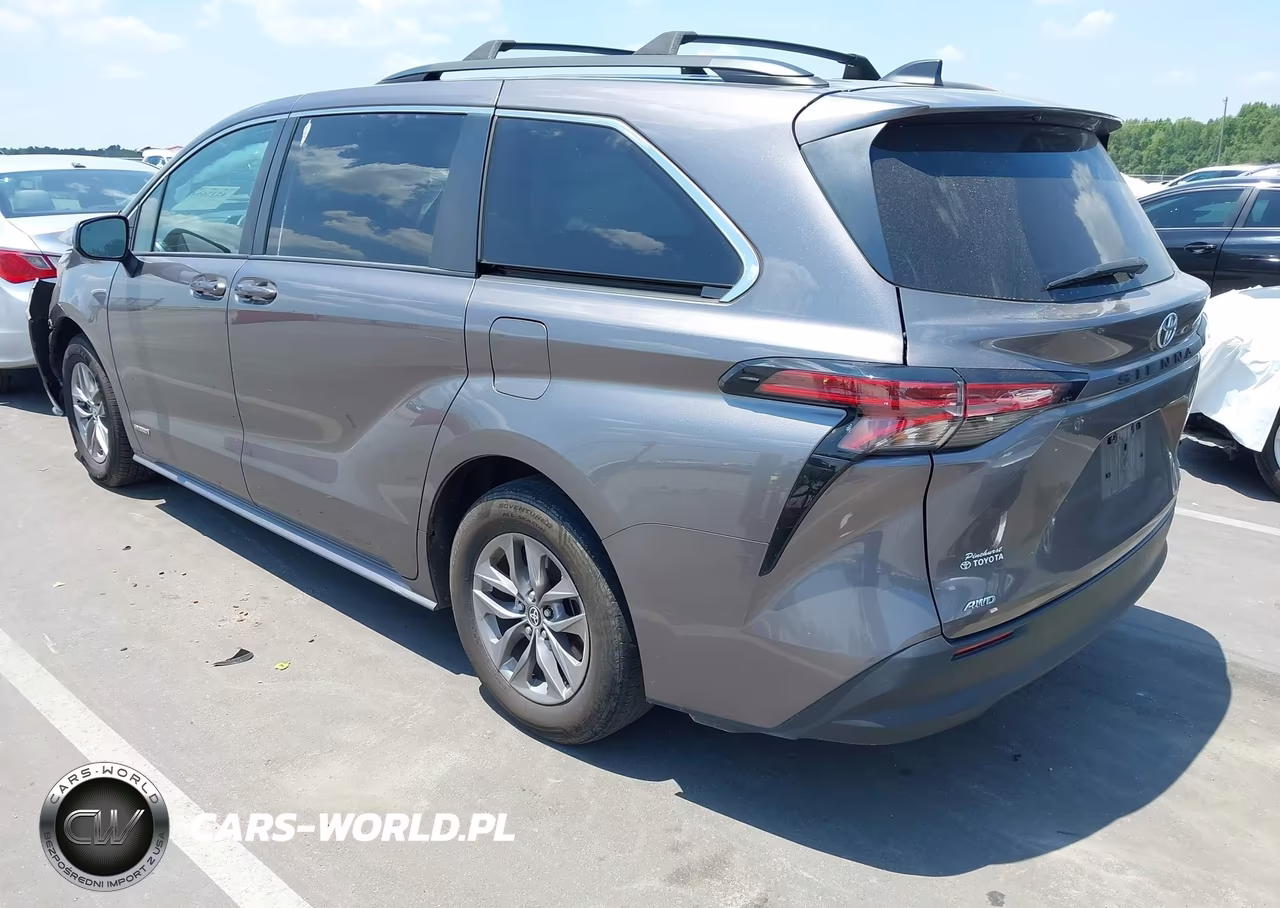 2021 Toyota Sienna Le VIN:5TDBSKFC6MS020496 - 3