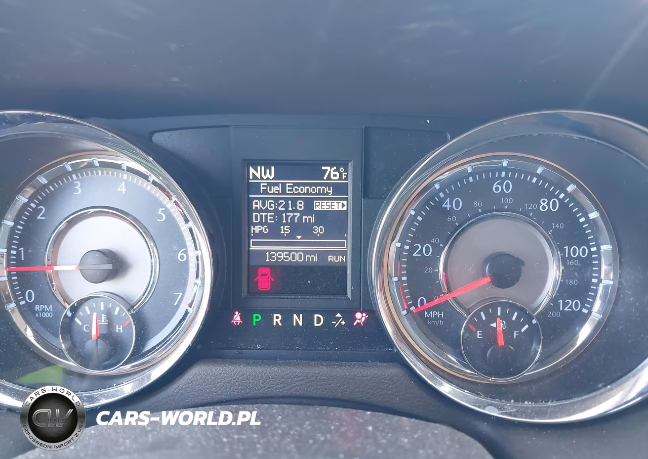 2015 Chrysler Town & Country Touring VIN:2C4RC1BG2FR513411 - 7
