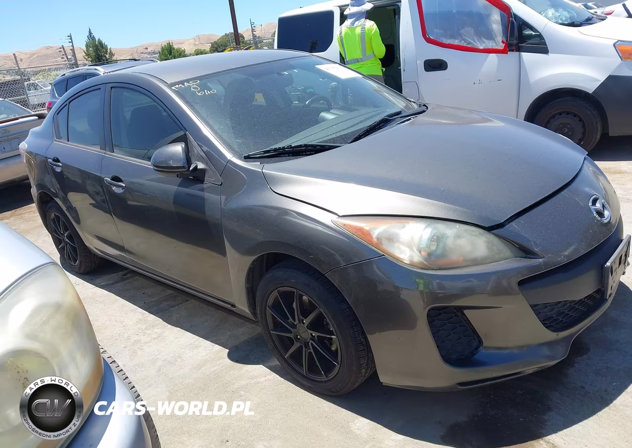 2013 Mazda Mazda3 I Touring