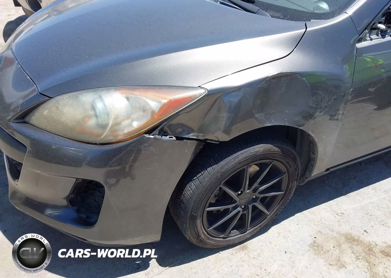 2013 Mazda Mazda3 I Touring VIN:JM1BL1VP4D1794657 - 6