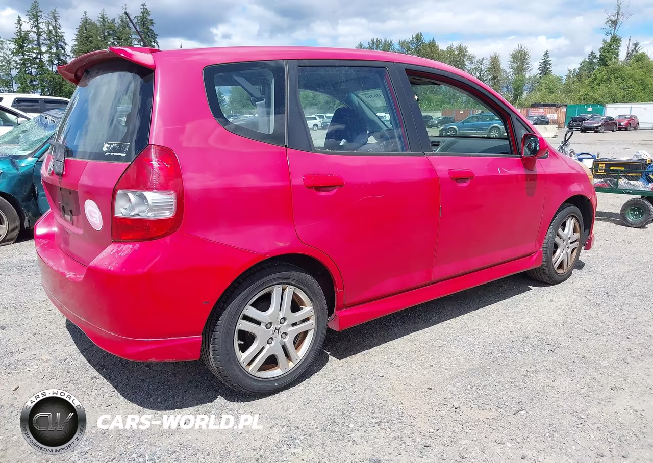 2008 Honda Fit Sport VIN:JHMGD38668S051322 - 4