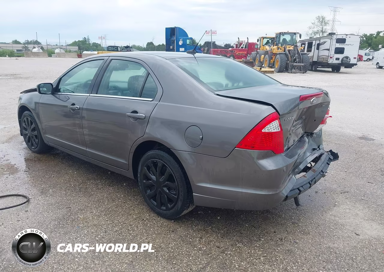 2011 Ford Fusion Se VIN:3FAHP0HA7BR199942 - 3