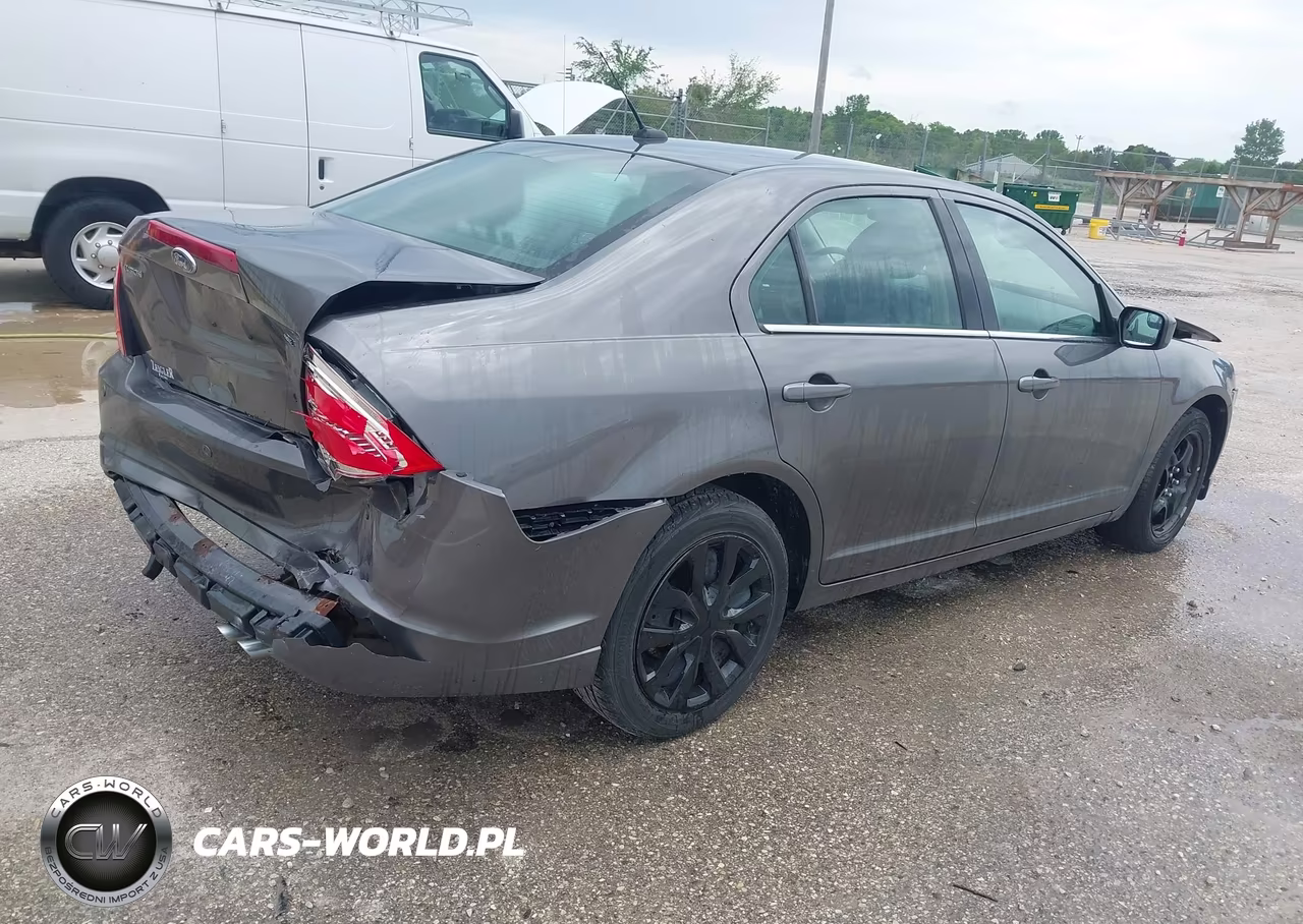 2011 Ford Fusion Se VIN:3FAHP0HA7BR199942 - 4
