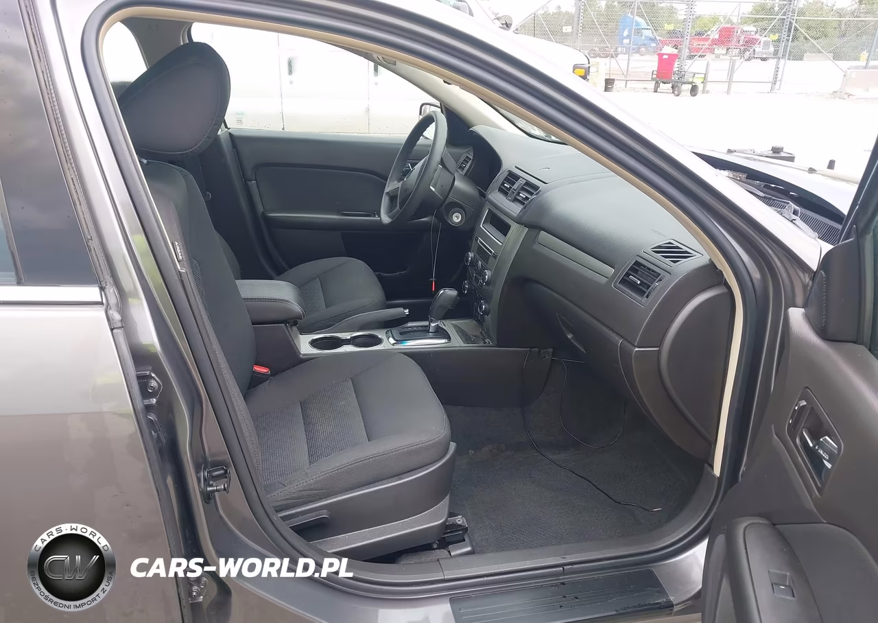 2011 Ford Fusion Se VIN:3FAHP0HA7BR199942 - 5
