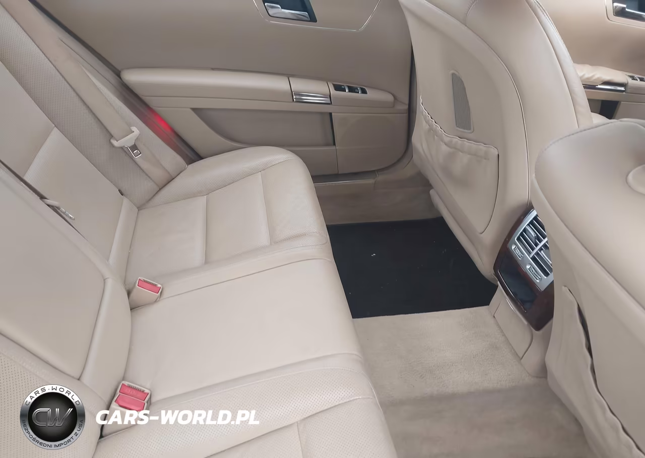 2011 Mercedes-Benz S 550 VIN:WDDNG7BB9BA402059 - 8