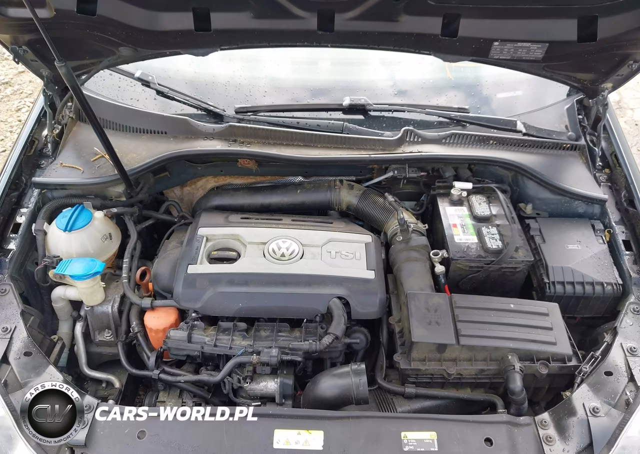 2011 Volkswagen Gti 2-Door VIN:WVWFD7AJ8BW144944 - 10