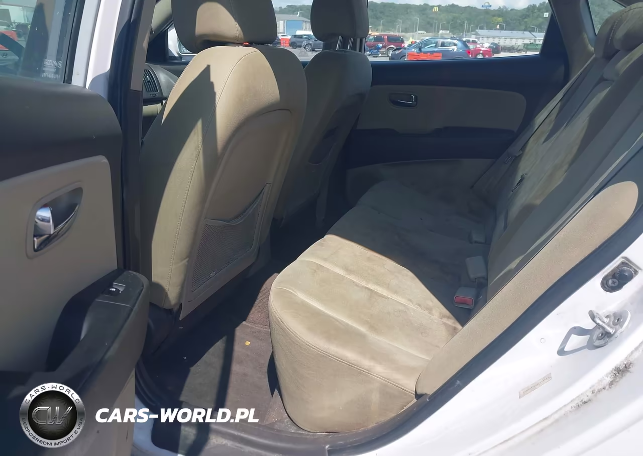 2010 Hyundai Elantra Gls VIN:KMHDU4AD8AU865643 - 8