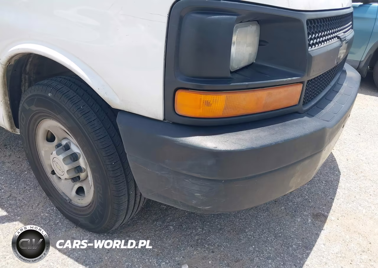 2010 Chevrolet Express 2500 Work Van VIN:1GCZGFAA0A1107820 - 6