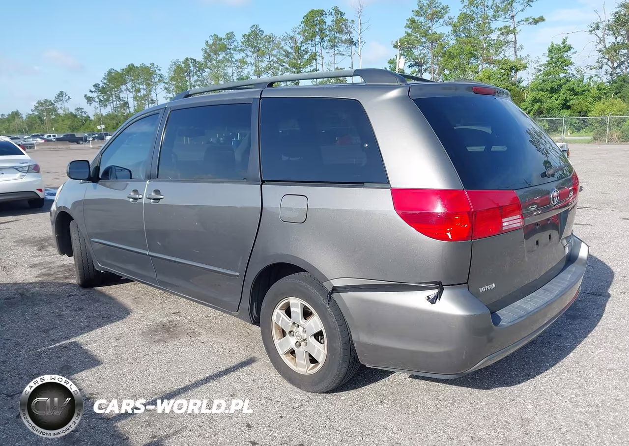 2004 Toyota Sienna Le VIN:5TDZA23CX4S022631 - 3