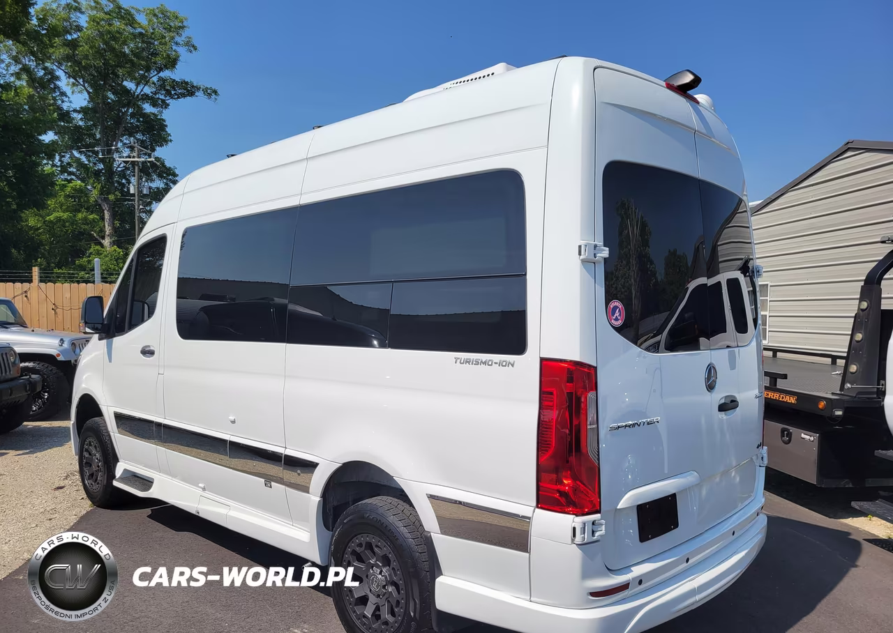 2020 Mercedes-Benz Sprinter 2500 Standard Roof V6 VIN:W1W4EBVY9LT042476 - 3