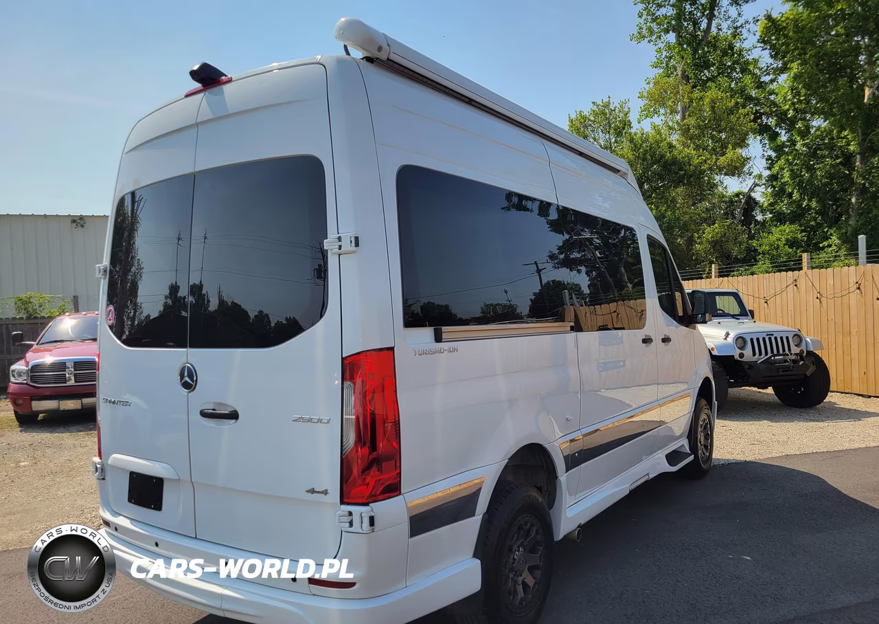 2020 Mercedes-Benz Sprinter 2500 Standard Roof V6 VIN:W1W4EBVY9LT042476 - 4