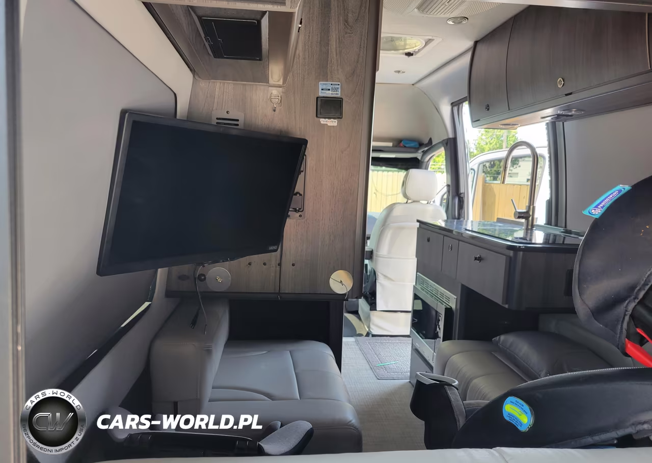 2020 Mercedes-Benz Sprinter 2500 Standard Roof V6 VIN:W1W4EBVY9LT042476 - 8