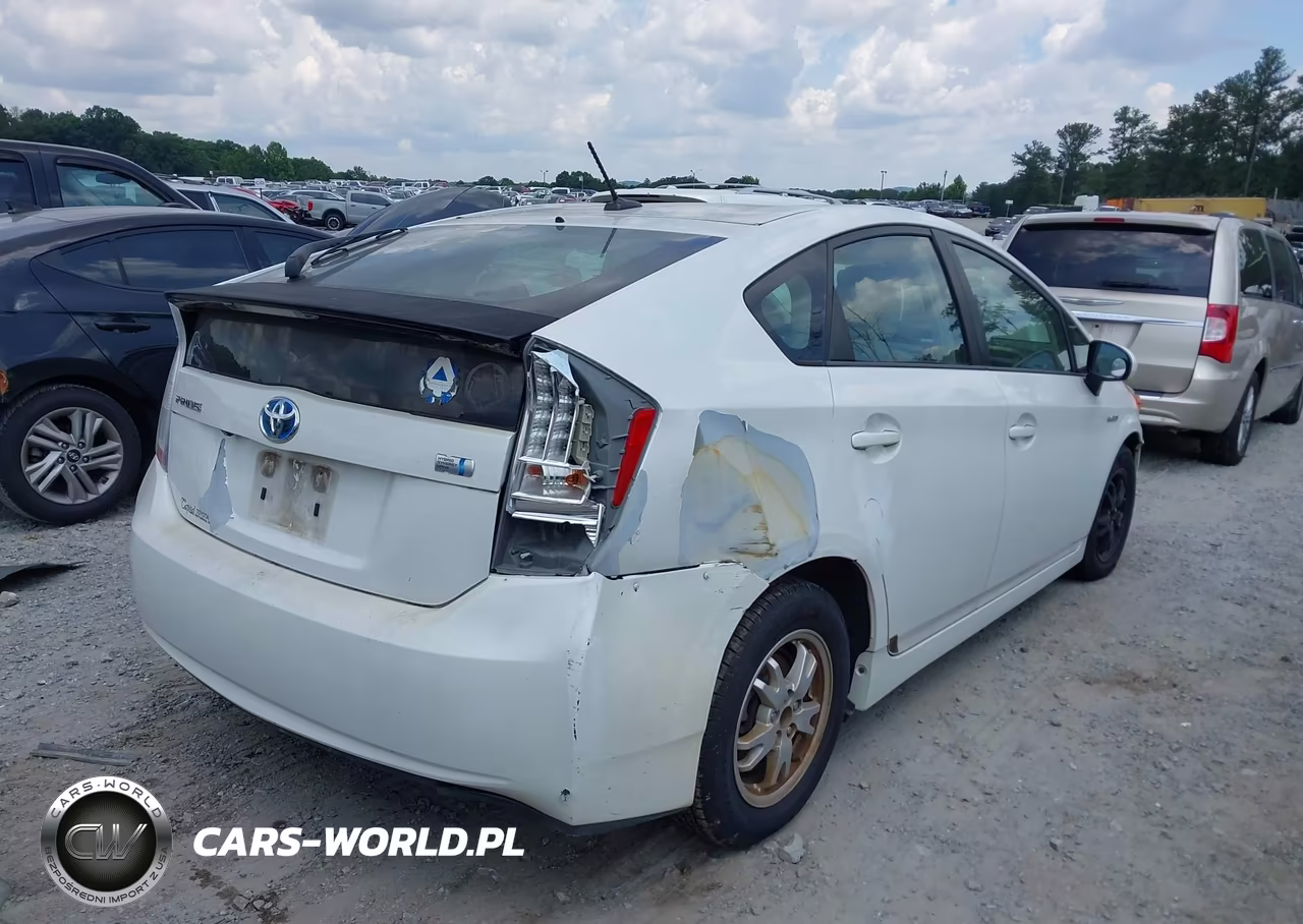 2010 Toyota Prius Iii VIN:JTDKN3DU8A5179711 - 4