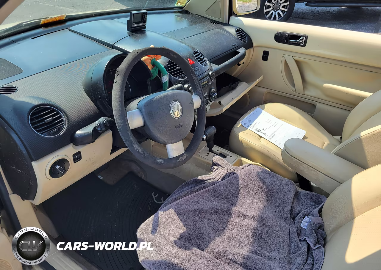 2007 Volkswagen New Beetle 2.5 VIN:3VWRW31C87M504980 - 11