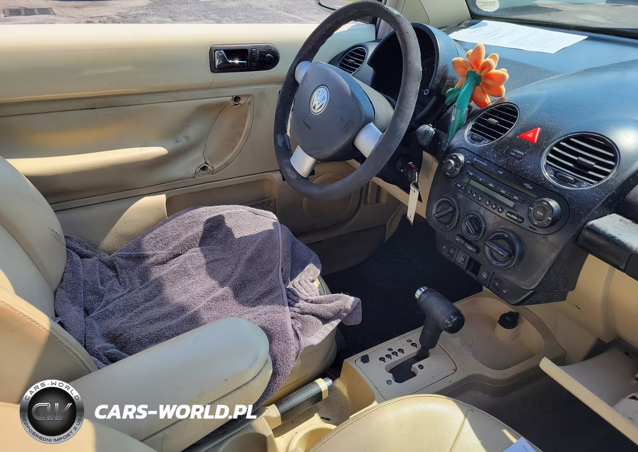 2007 Volkswagen New Beetle 2.5 VIN:3VWRW31C87M504980 - 5