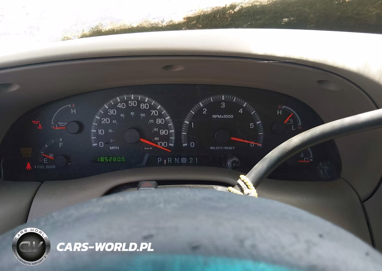 2000 Ford F-150 Lariat-Work Series-Xl-Xlt VIN:1FTRX18W3YNA55400 - 7