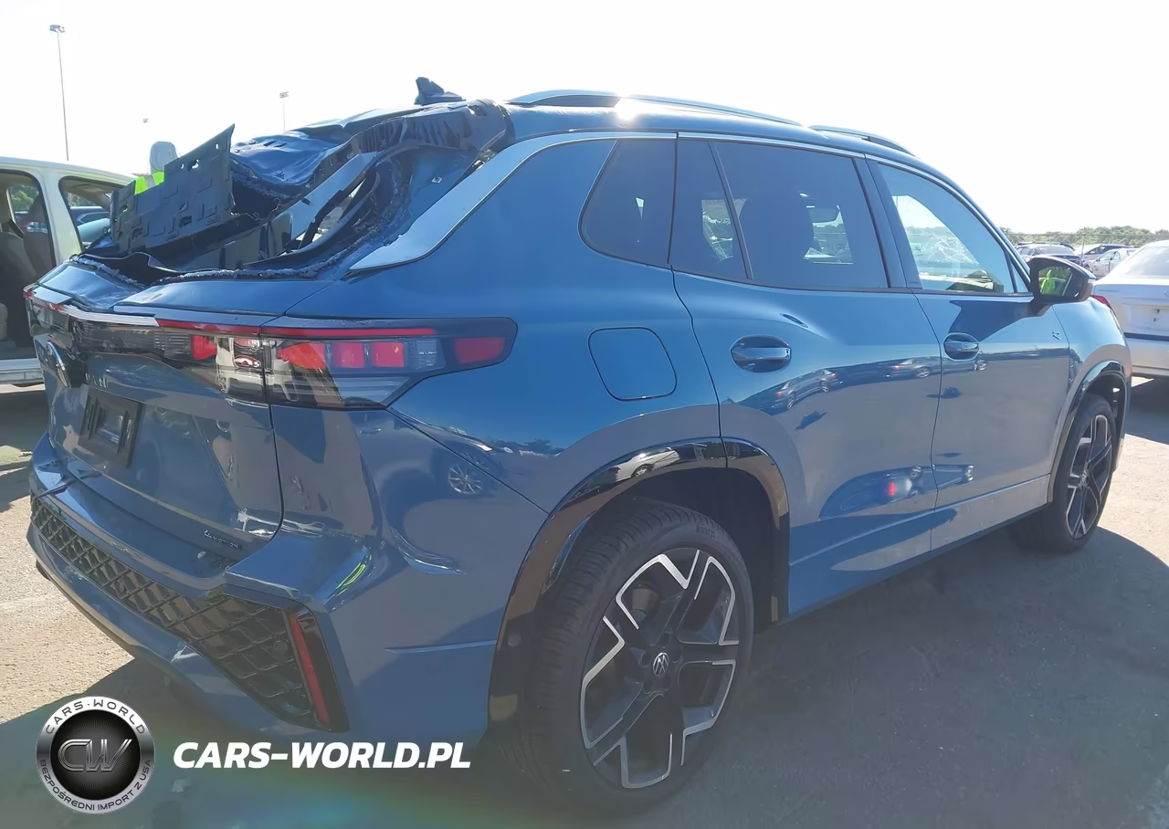 2025 Volkswagen Tiguan 2.0T Sel R-Line VIN:3VVLR7RM4SM052217 - 4