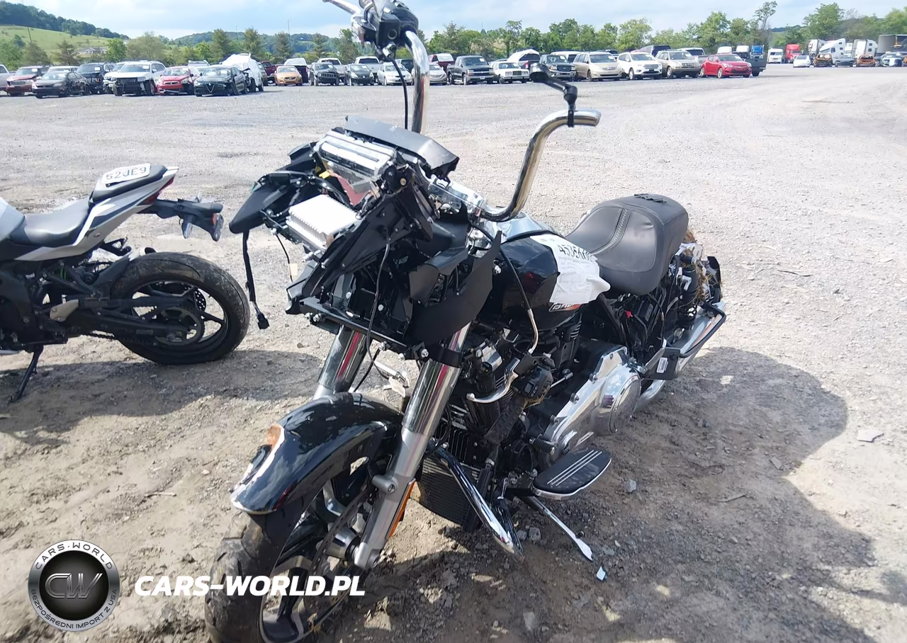 2025 Harley-Davidson Fltrx VIN:1HD1KH713SB629558 - 2
